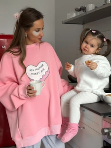 Sweat-shirt oversize rose à motif cœur pour femme et ensemble blanc pour enfant