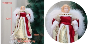 Detailansicht des Weihnachtsbaumspitzen-Engels in Rot-Gold mit weissen Plueschfluegeln.