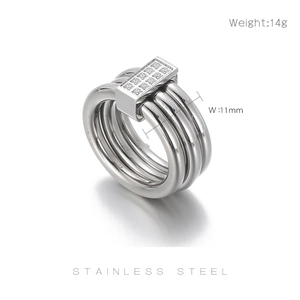 Detail of 11mm wide triple-band stainless steel ring with rhinestones and 14g weight spec
