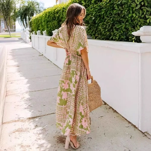 Summer V-neck maxi dress with batwing sleeves and geometric floral print for women