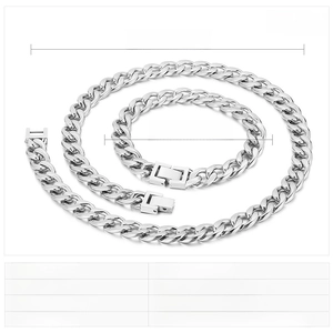 Detailed view of polished 9mm stainless steel curb chain set with secure plug-in clasp