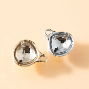 DIY silver shell pendant for necklaces and bracelets with minimalist alloy plating
