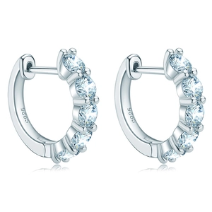 Elegant S925 sterling silver hoop earrings with sparkling moissanite stones