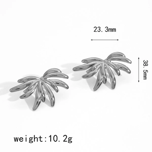 Polished silver angel wing earrings in 18k gold-plated stainless steel, 38.5mm length