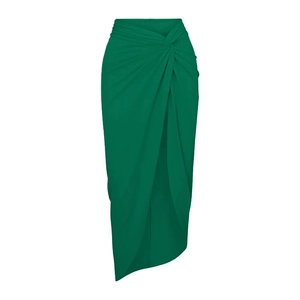Donkergroene wikkelrok met elegante knoop in de taille en asymmetrische gedrapeerde zoom