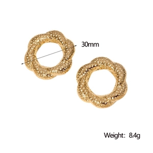 Detail view of 30mm 18k gold plated stainless steel hoop earrings with hammered texture