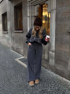 Survêtement gris foncé pour femme avec veste à capuche zippée et pantalon large