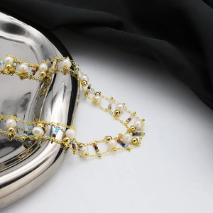 Chic double-layer necklace with natural freshwater pearls and colorful gemstones
