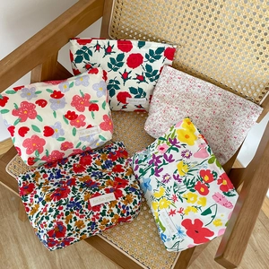 Floral Cosmetic Bag Large Capacity Cotton Canvas Travel Toiletry Pouch Zipper Closure Aesthetic Makeup Organizer For Women