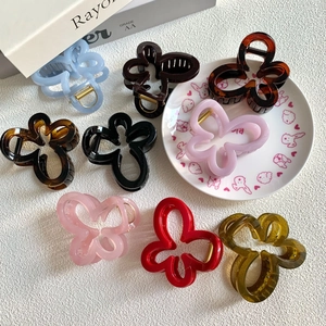 Butterfly Hair Claw Clip Elegant Flower Design Plastic Resin Medium Shark Clip Hair Accessory For Women