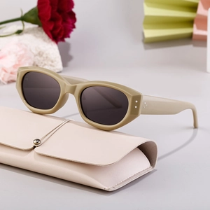 Chic beige cat-eye polarized sunglasses for women with matching luxury leather case