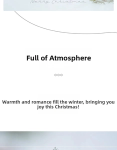 Minimalistisches Merry Christmas Plakat für festliche Atmosphäre mit goldener Schrift