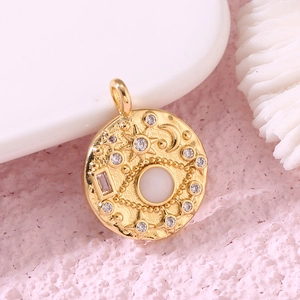 Gouden Turkse oog hanger met zon maan sterren patronen en zirkonia stenen