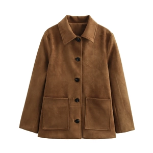 Veste vintage en daim marron pour femme avec col chemise et poches plaquées