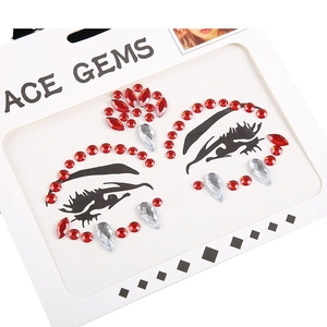 Bijoux de visage scintillants avec strass rouges pour décoration de maquillage festif