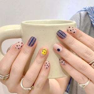 Press On Nails Short Square Fake Nails Plaid Smile Face Leopard Pattern Japanese Style DIY Manicure For Women Glossy Resin Full Cover