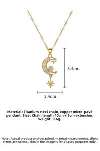 Vue macro du pendentif lune et étoile avec chaîne 40+5cm et dimensions 3,4x1,4cm