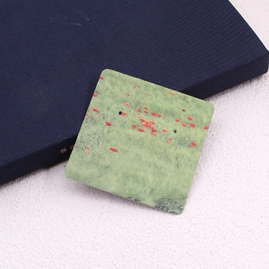 Floral earrings display card with high-quality poppy print on 400g paperboard material