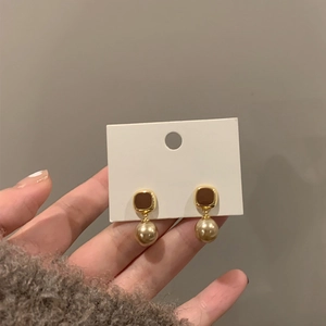 French vintage gold square resin earrings with champagne imitation pearls for women