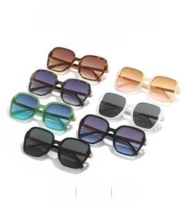 Matrix display of six retro oversized square sunglasses in various trendy colors and frames