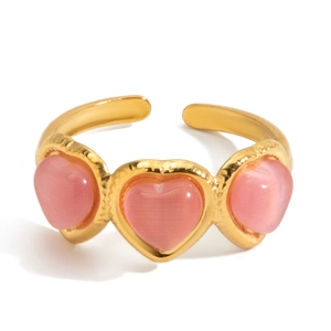 Bague ouverte dorée en acier inoxydable avec trois cœurs en pierre d'œil de chat rose