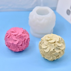 Four-leaf clover spherical silicone mold for DIY soap and aromatic candles with layered petals