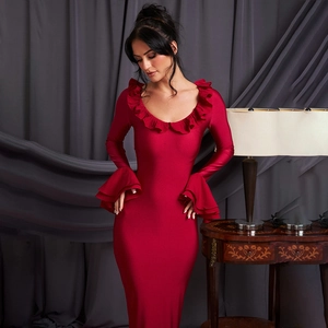 Robe Maxi À Manches Évasées Col En V À Volants Coupe Ajustée Couleur Unie Polyester Spandex Robe De Soirée Élégante