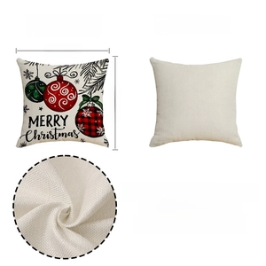 Détail de la taie d'oreiller de Noël en lin avec imprimé festif et texture du tissu