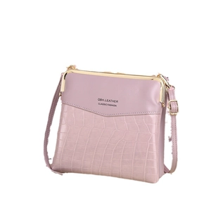 Classic vintage pink purple faux crocodile texture crossbody bag with gold metal clasp