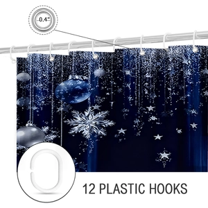 Détail de rideau de douche de Noël avec 12 crochets en plastique et œillets métalliques