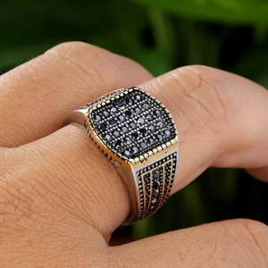 Herren Vintage Drachenkralle Ring aus Titanstahl mit schwarzen Steinen in Silber und Gold