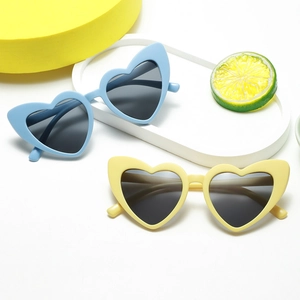 Heart Shaped Sunglasses PC Frame UV Protection Lightweight Party Graduation Photo Cute Fashion Candy Color Kids Boys Girls