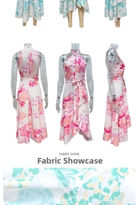 Détail du tissu floral léger avec ceinture nouée et ourlet à volants élégant