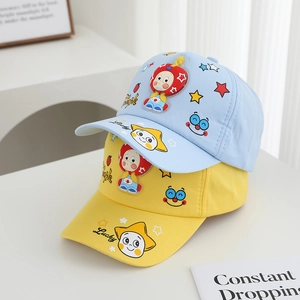 Kids cartoon baseball caps with Lucky print in blue and yellow colors, 3-6 years