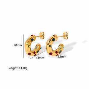 Detailed view of 18K gold plated C-shaped earrings with colorful zircon and pearl stones