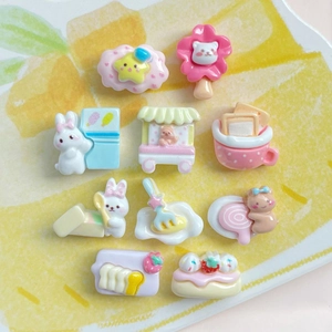 Miniature resin bear food truck figurines for DIY crafts and nail art accessories