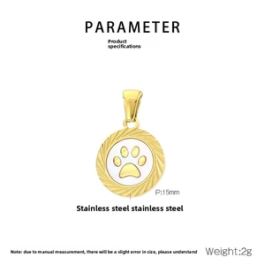 Détail d'un pendentif rond en acier inoxydable doré de 15mm avec motif patte de chat