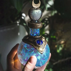 Fantasy Retro Magic Moon Potion Bottle Resin Ornament Glitter Rhinestone Mermaid Potion Craft Tabletop Decor For Home Living Room