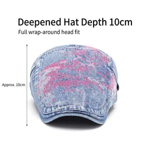 Berretto in denim stile flat cap profondità 10cm con motivo tie-dye blu e rosa