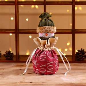 Grand sac cadeau de Noël rouge avec bonhomme de neige 3D et motifs de flocons de neige