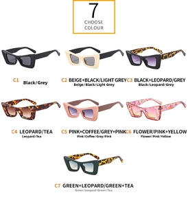 Dettaglio occhiali da sole cat-eye con sette varianti di colore dal nero ai motivi floreali