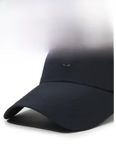 Detailed close-up of the embroidered S logo and stitched brim on the sports baseball cap