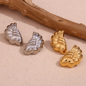 Chic 18K gold plated stainless steel wave flower stud earrings in gold and silver finish