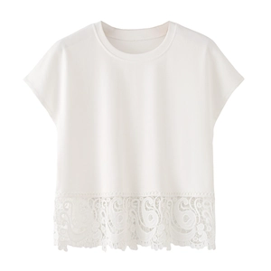 Haut blanc élégant à manches courtes et col en V pour femmes avec ourlet en dentelle crochetée