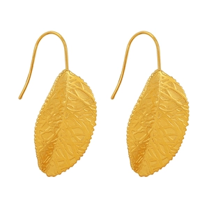 French retro style gold leaf earrings in titanium steel with fine leaf vein texture