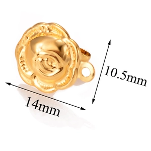 Close-up of golden flower earring connector with 14mm by 10.5mm size dimensions