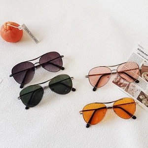 Classic metal aviator sunglasses for kids with colorful lenses and double bridge frame