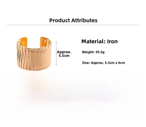 Detailed specs of the gold geometric wave bangle featuring dimensions and weight details