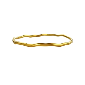 Minimalist 18K gold plated wavy titanium steel bangle with a polished modern finish