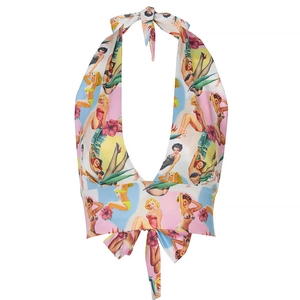 Sommerliches Neckholder-Top mit Vintage Pin-up-Print und floralen Mustern auf weiß